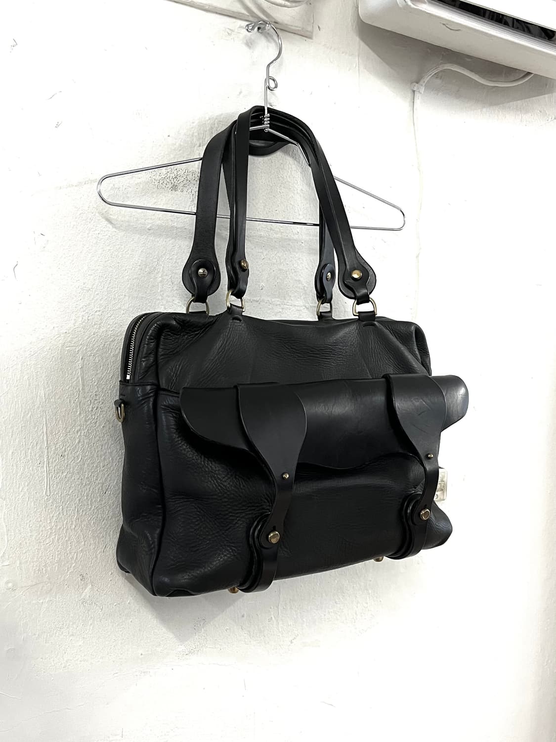 FLEET ILYA 아티저널 레더 메신져백 상품이미지1