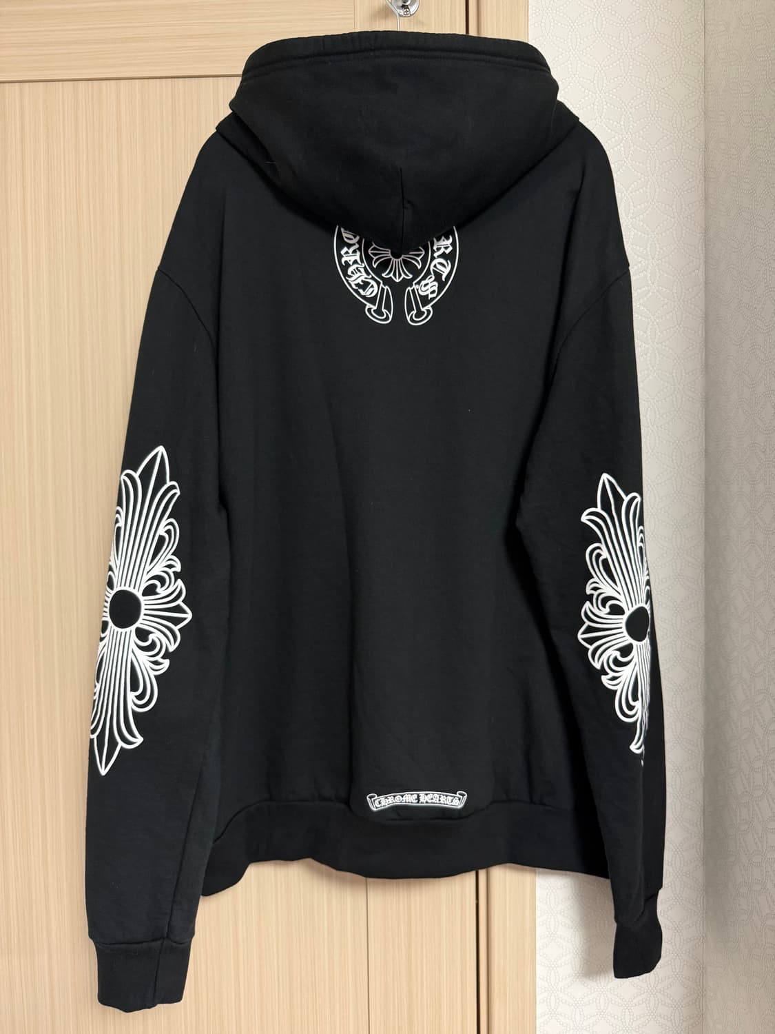 크롬하츠 티바로고 홀스슈 플로랄 후드집업 상품이미지2