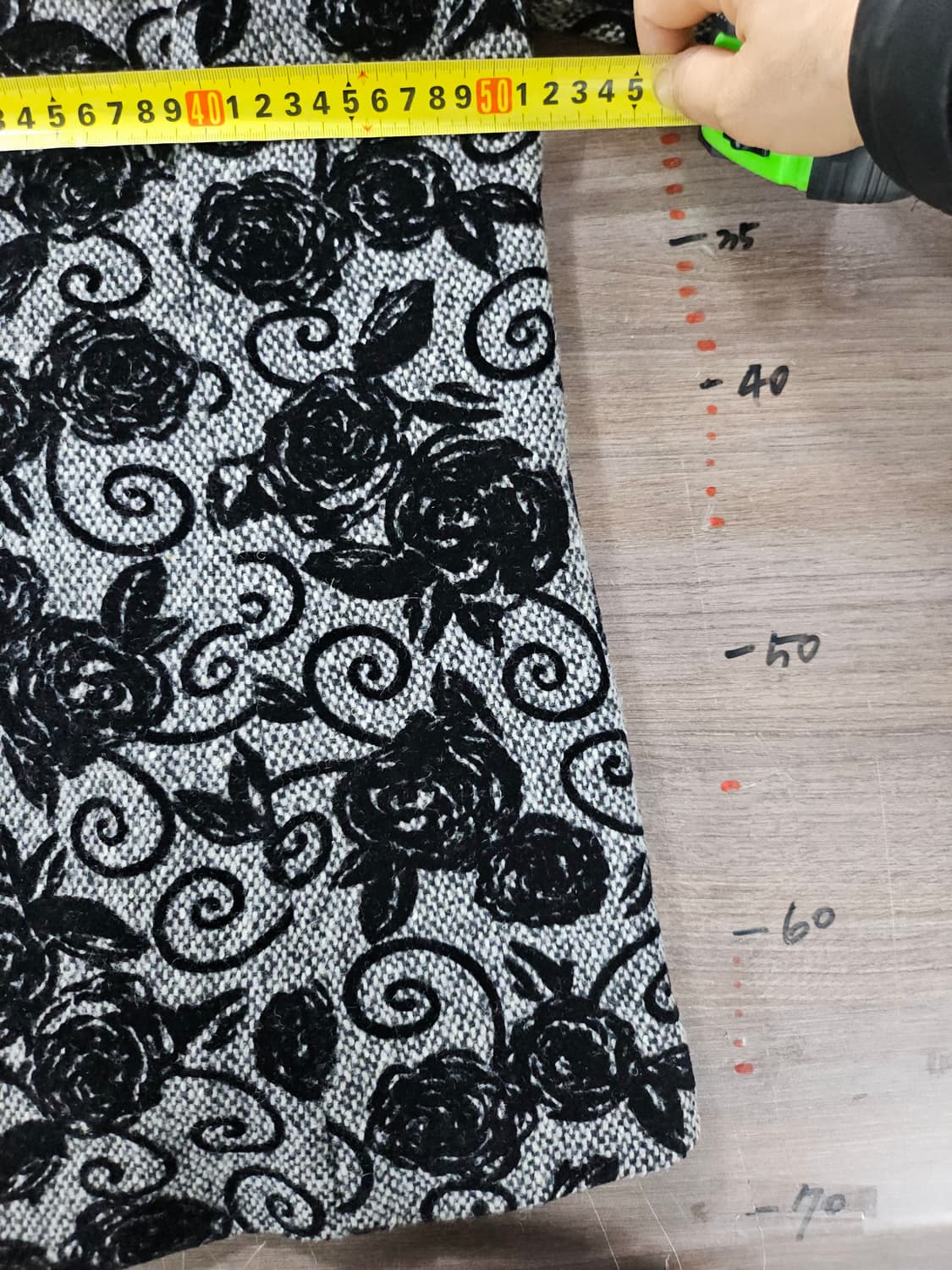 주비드  플라워 패턴 블랙 코트  88 상품이미지7