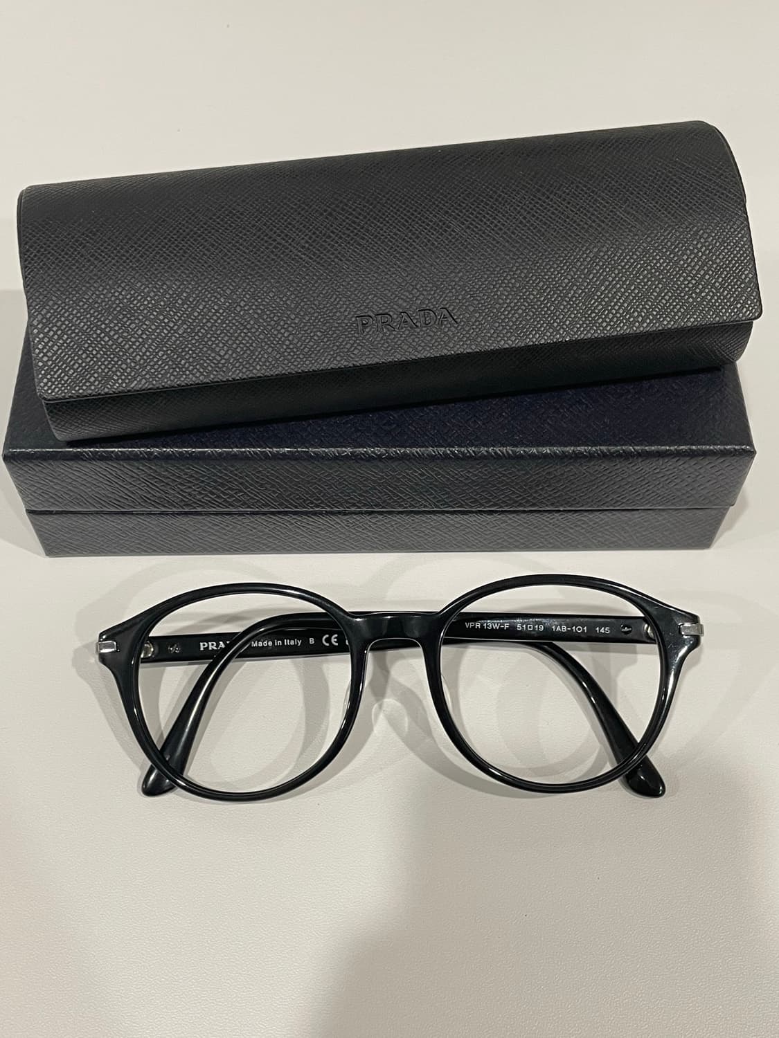 프라다 검정 뿔테 안경 상품이미지4