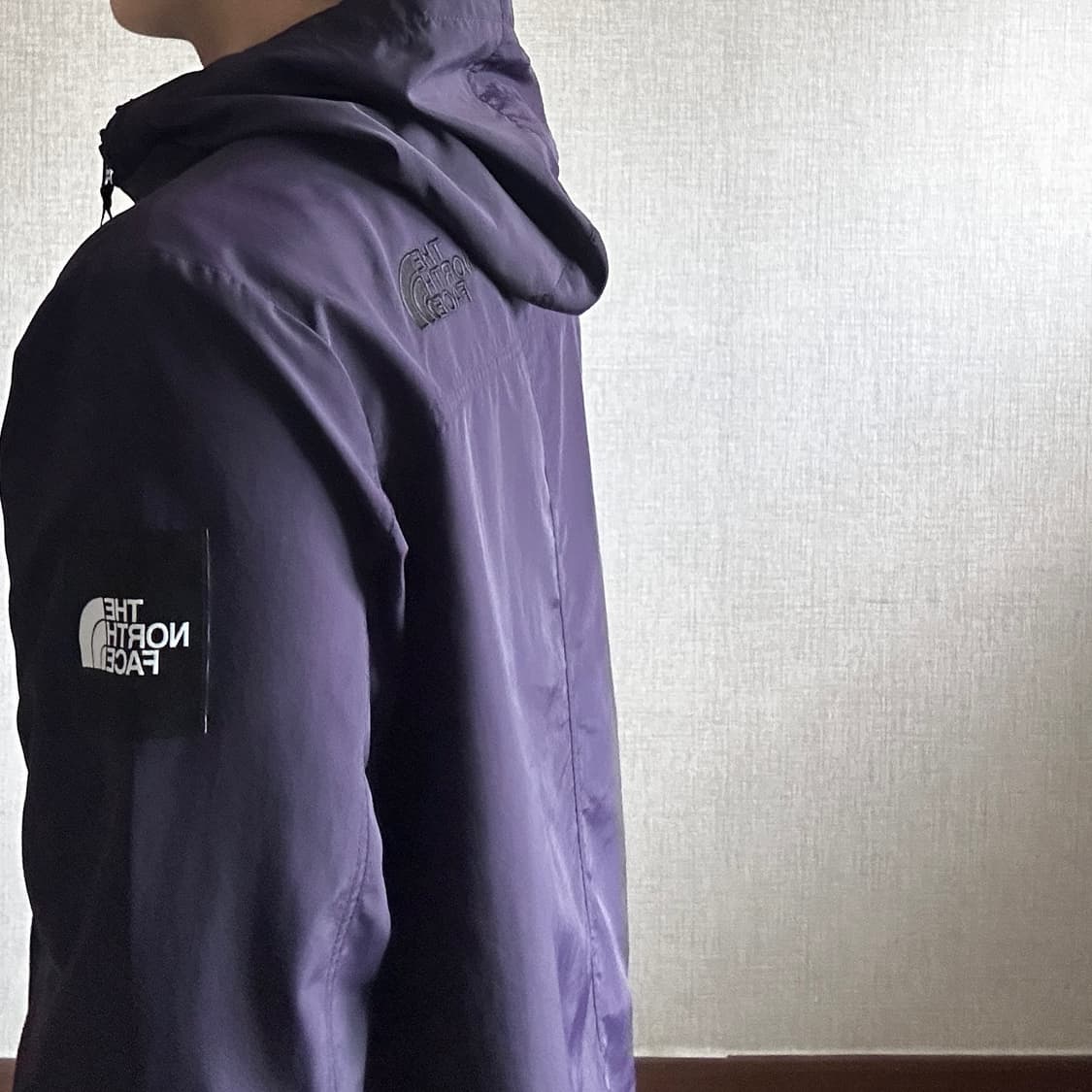 The North Face 퍼플컬러 아노락 바람막이 자켓 상품이미지4