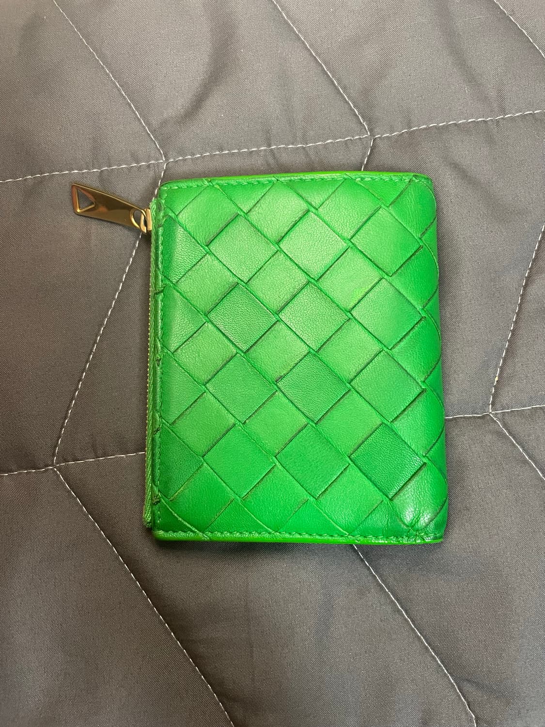 보테가베네타 반지갑 그린 (박스+보증서 포함) 상품이미지3