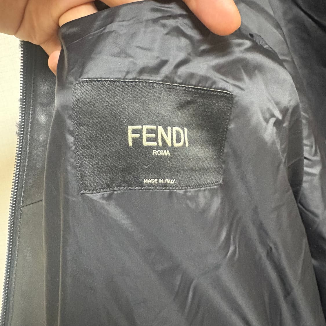 [48/새상품급] 펜디 시어링 후리스 상품이미지3