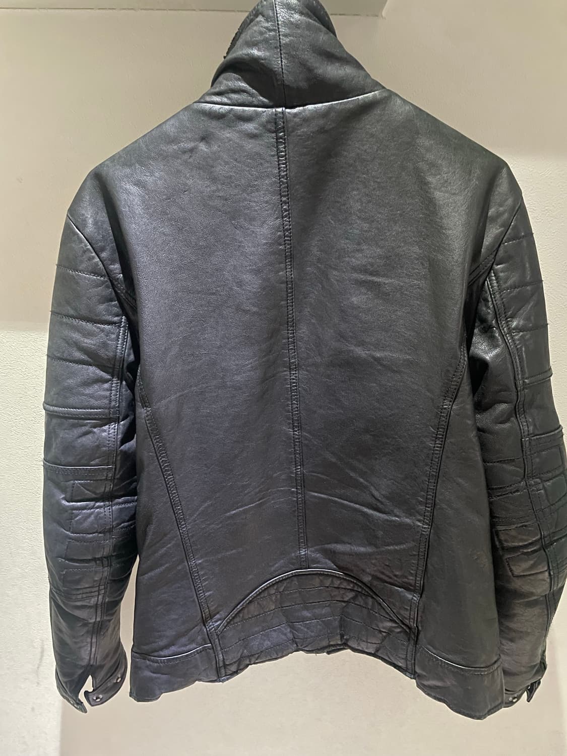 겟 유즈드 레더 패디드 자켓 상품이미지2