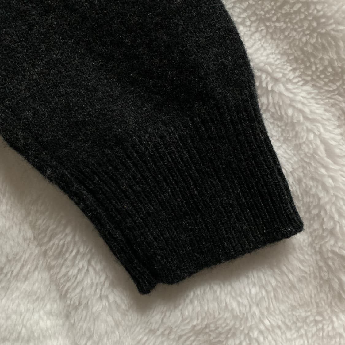 유니클로 울혼방 부드러운 브이넥 가디건 상품이미지6