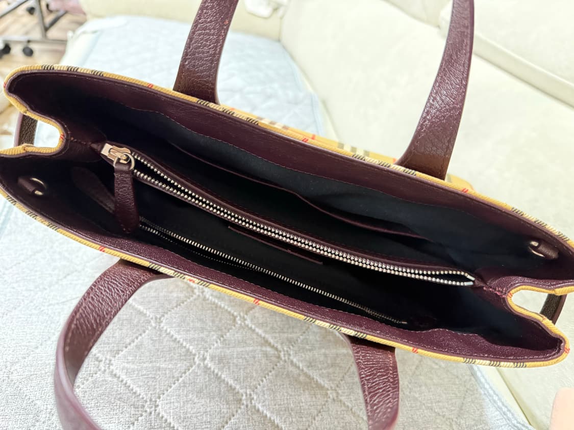 버버리 미디엄 빈티지 체크 배너 토트백 상품이미지4