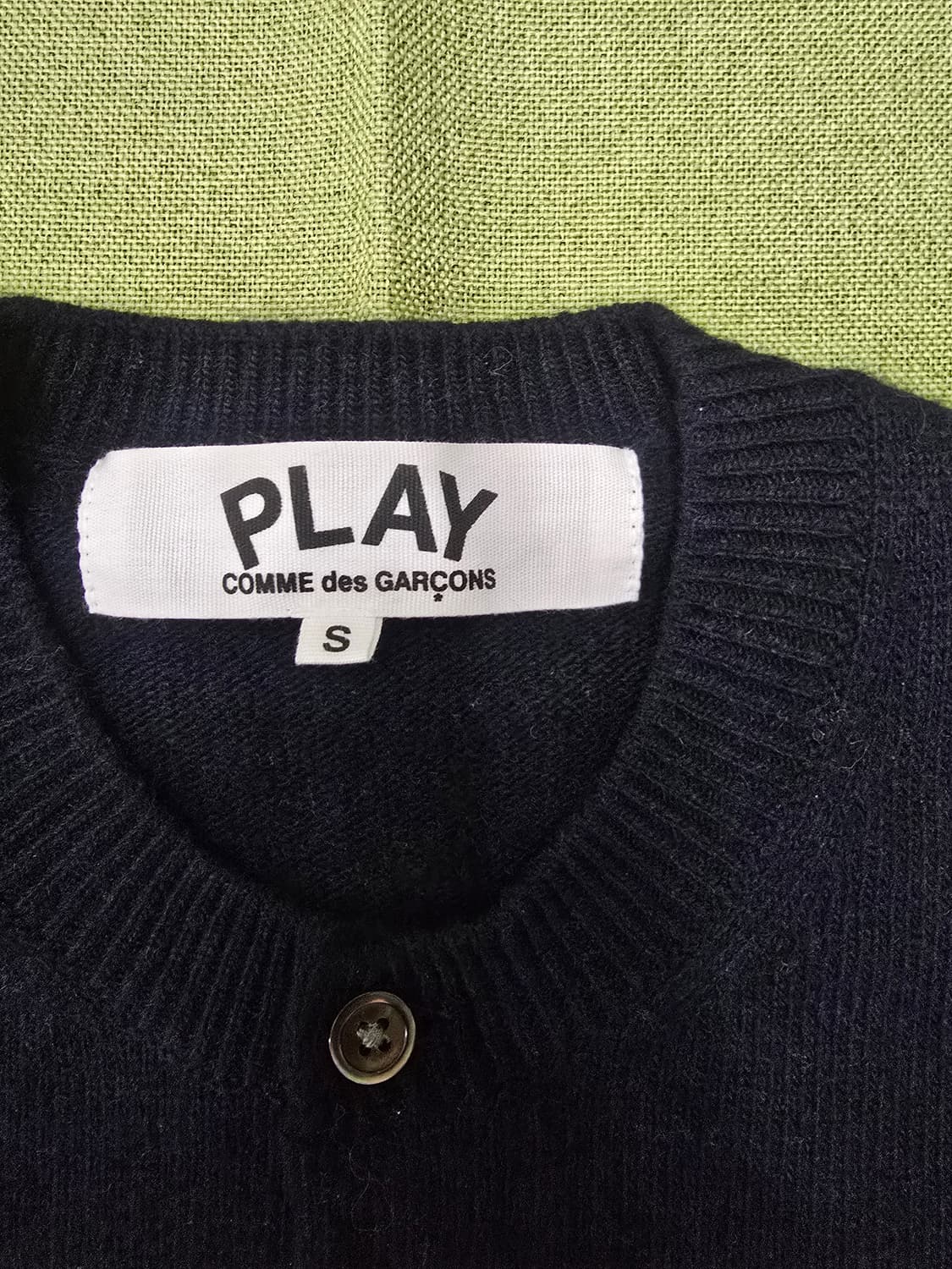 플레이 꼼데가르송 더블 하트 가디건 블랙 상품이미지3