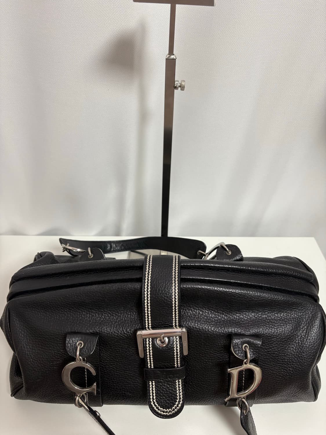 디올 레더 버클 숄더백 상품이미지9