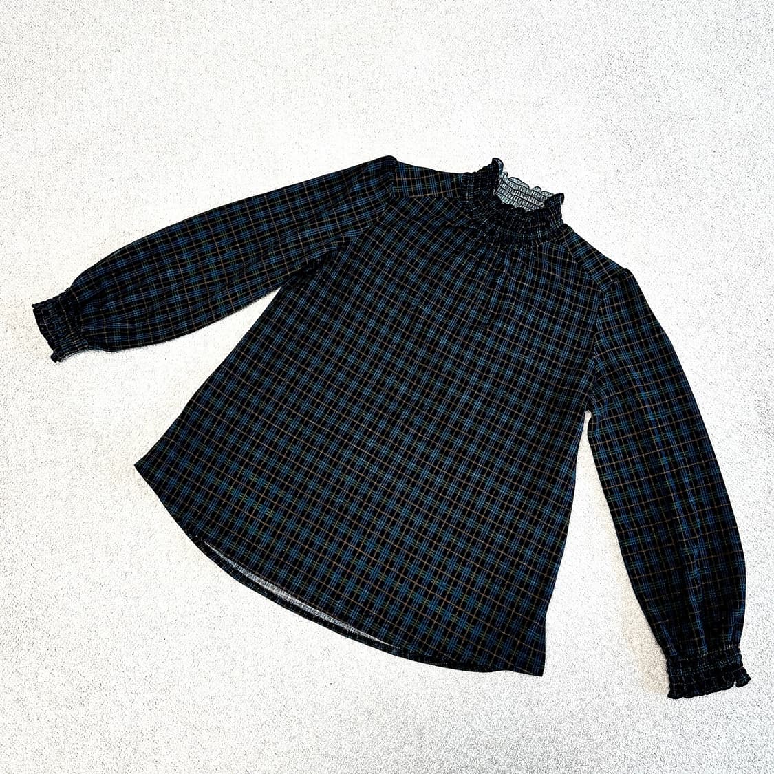 모리걸 빈티지 셔링 체크 블라우스 상품이미지1