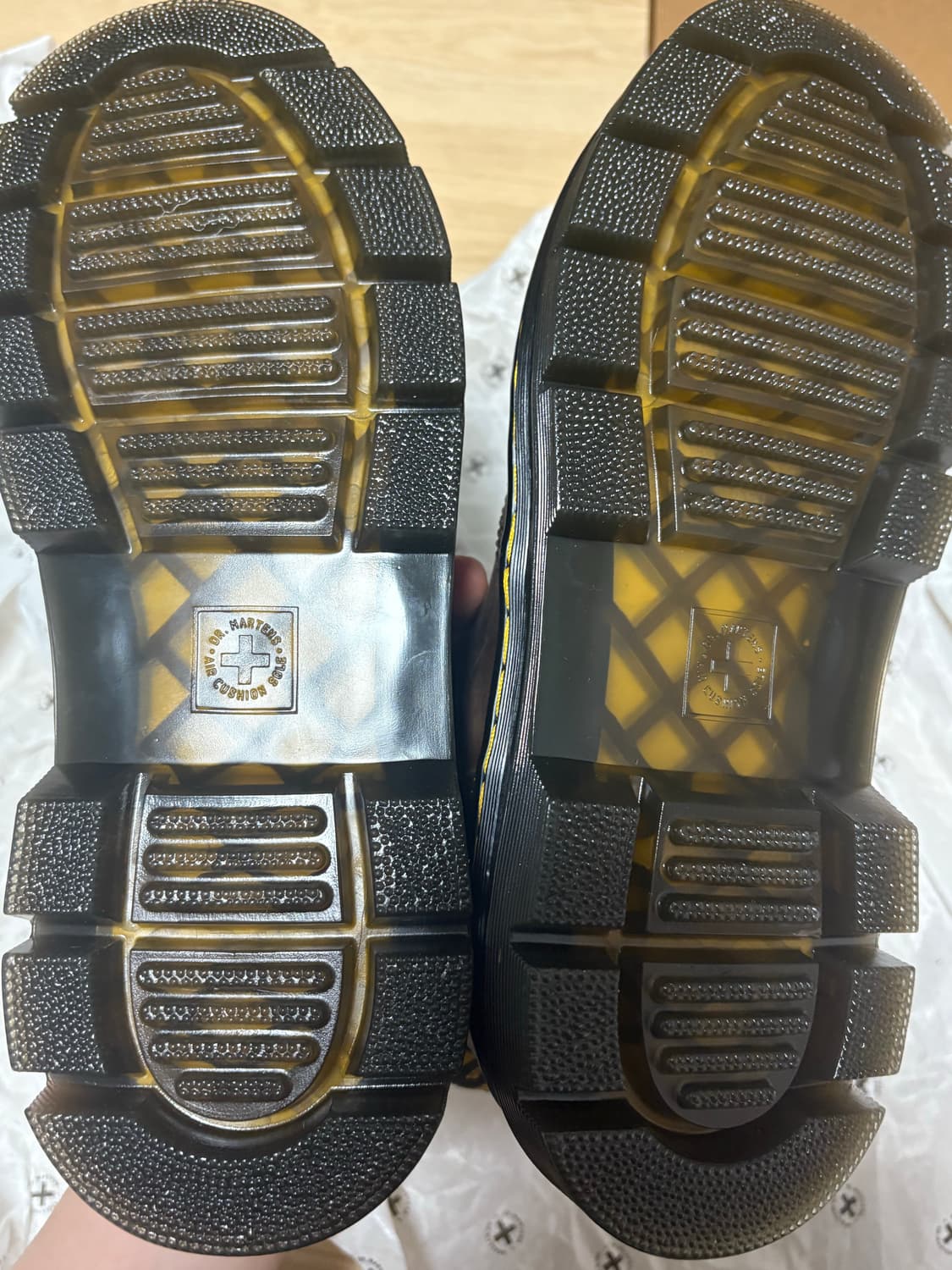 닥터마틴 리더 크레이지호스 브라운 250 상품이미지8