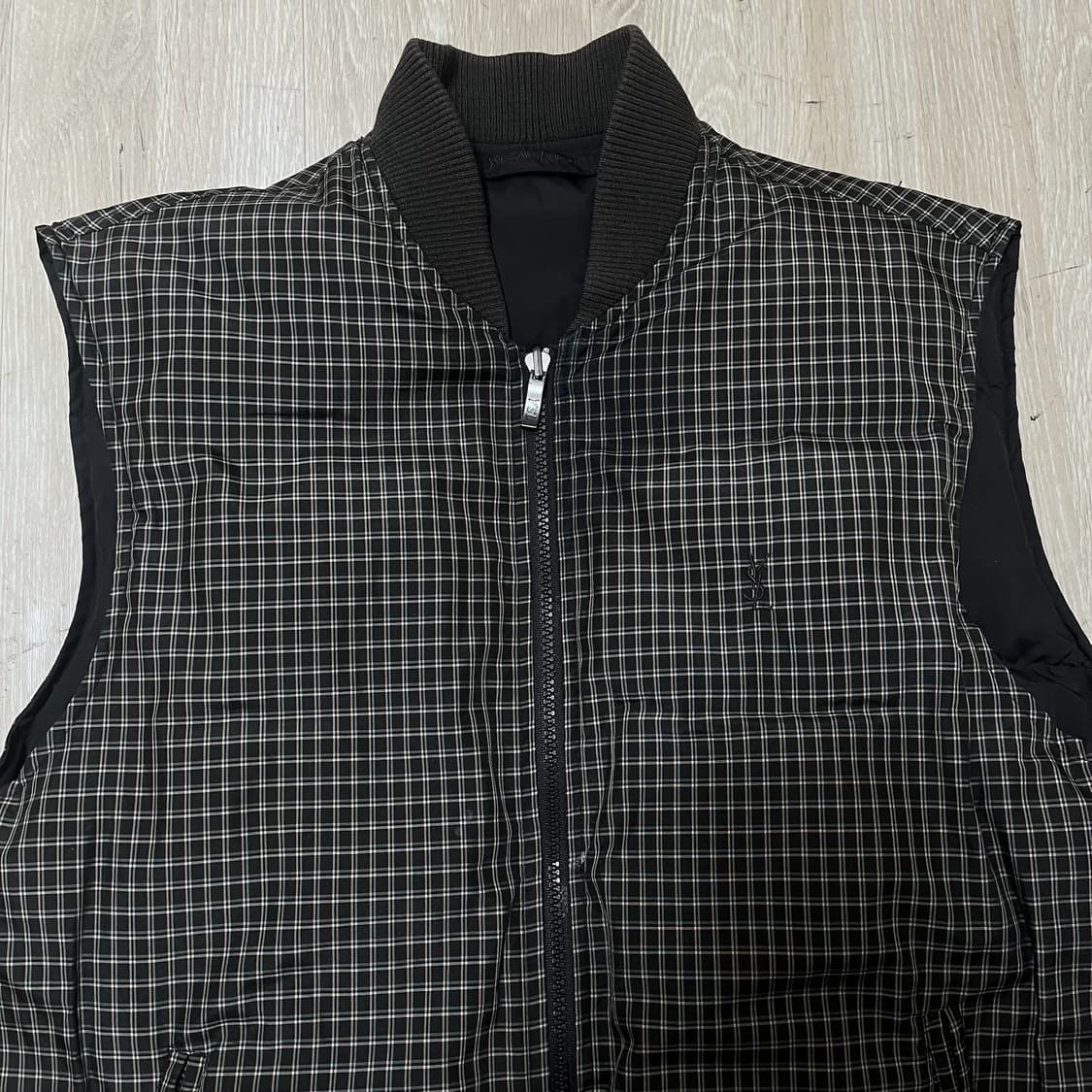 입생로랑 구스다운 리버시블 체크 패딩조끼 M/95  상품이미지2