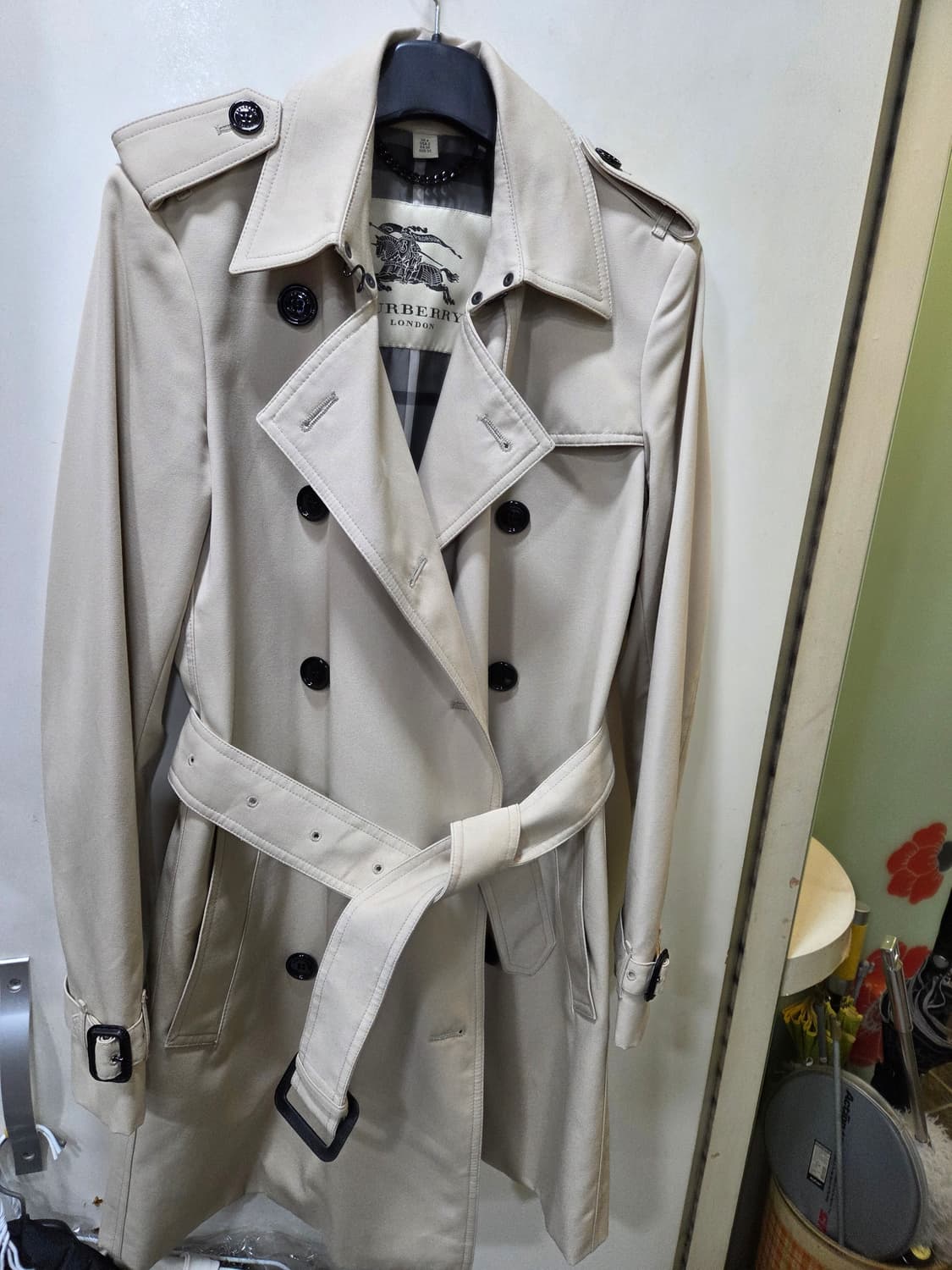 버버리 런던 트랜치 하프 코트 상품이미지1