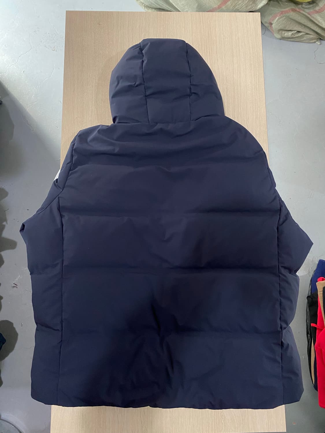 유니클로 남성 심리스 다운 파카 네이비 4XL 상품이미지4