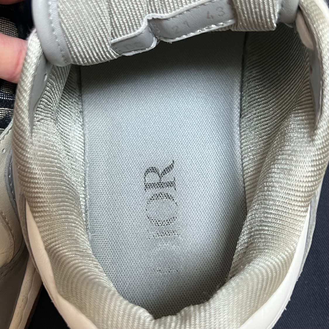 디올 B27 로우탑 스니커즈 43사이즈 상품이미지6