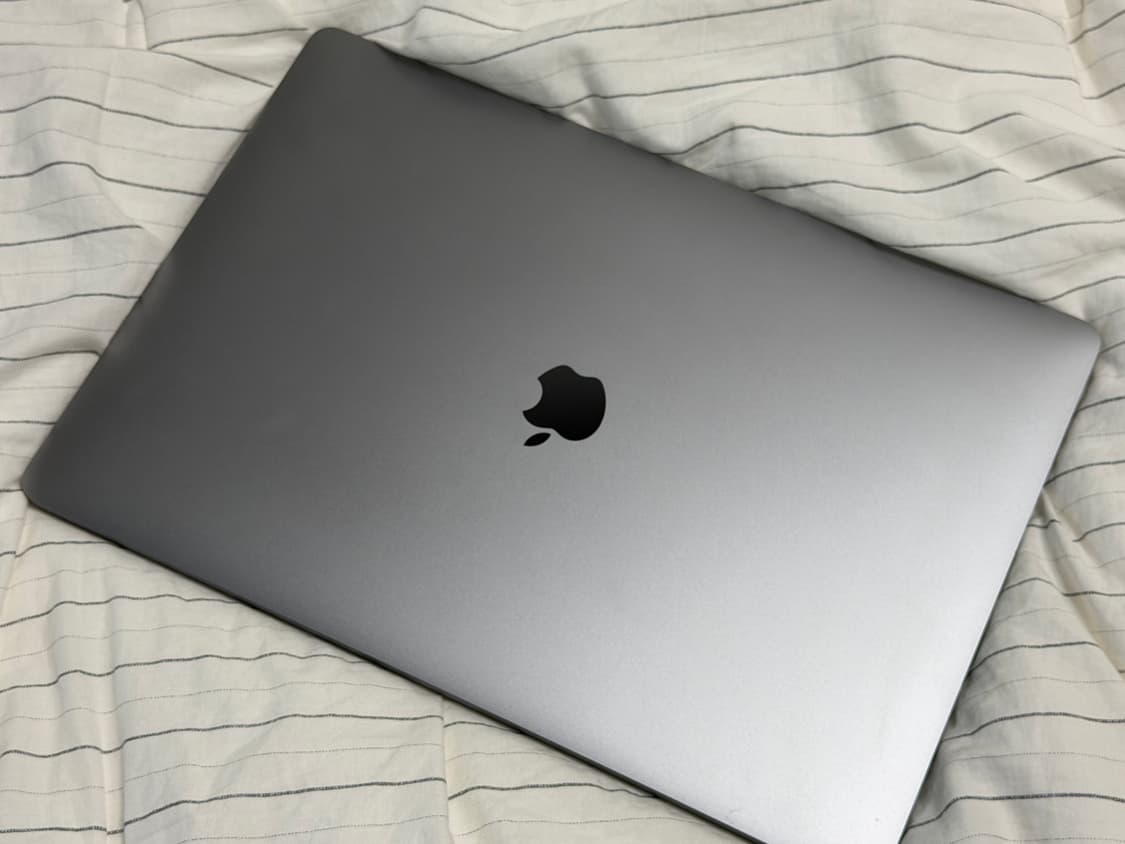 맥북 프로 16인치 i7 16GB 2019 스페이스 그레이 512GB 상품이미지6