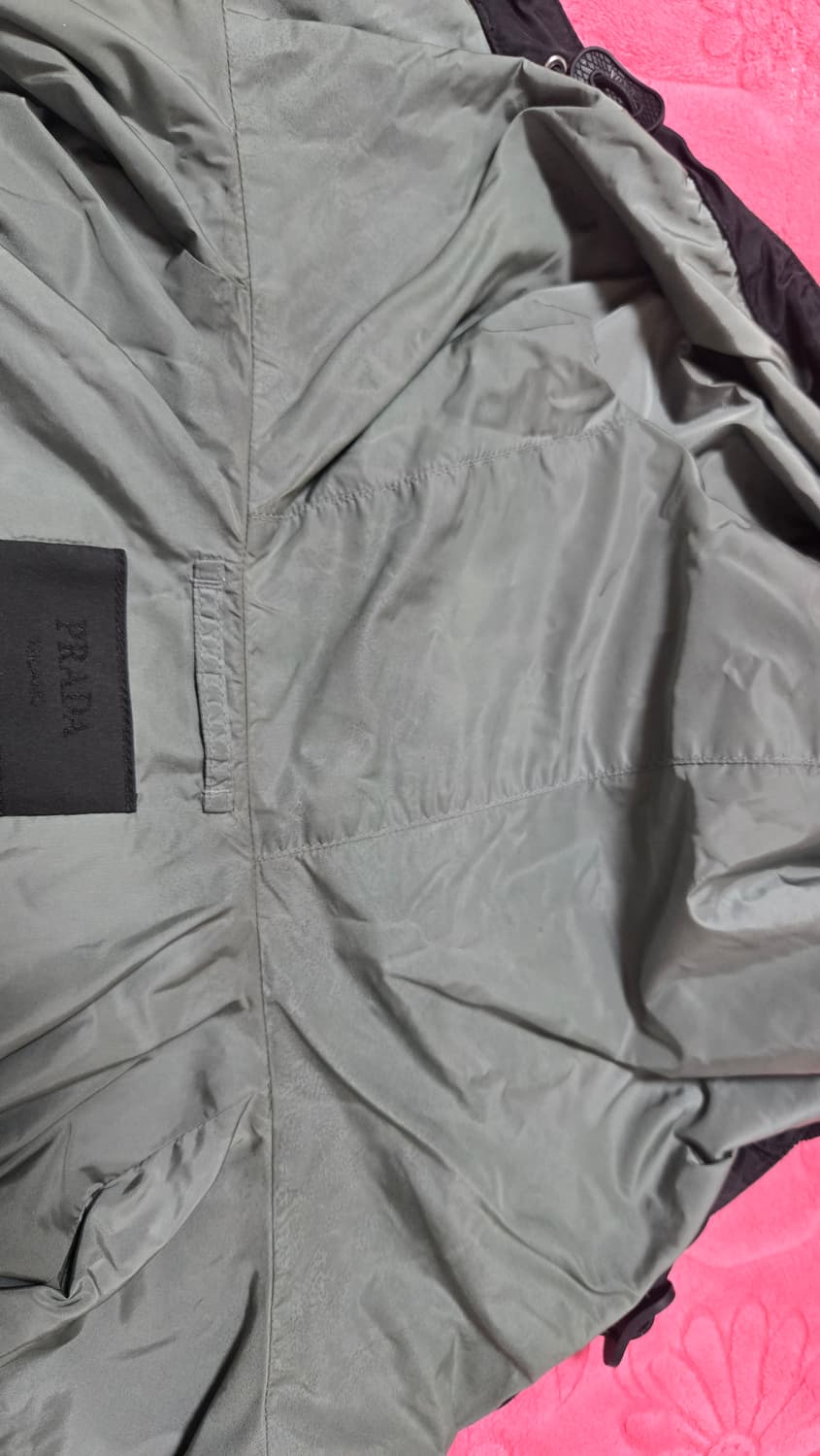 프라다 나일론 바람막이 셋업 판매 상품이미지4