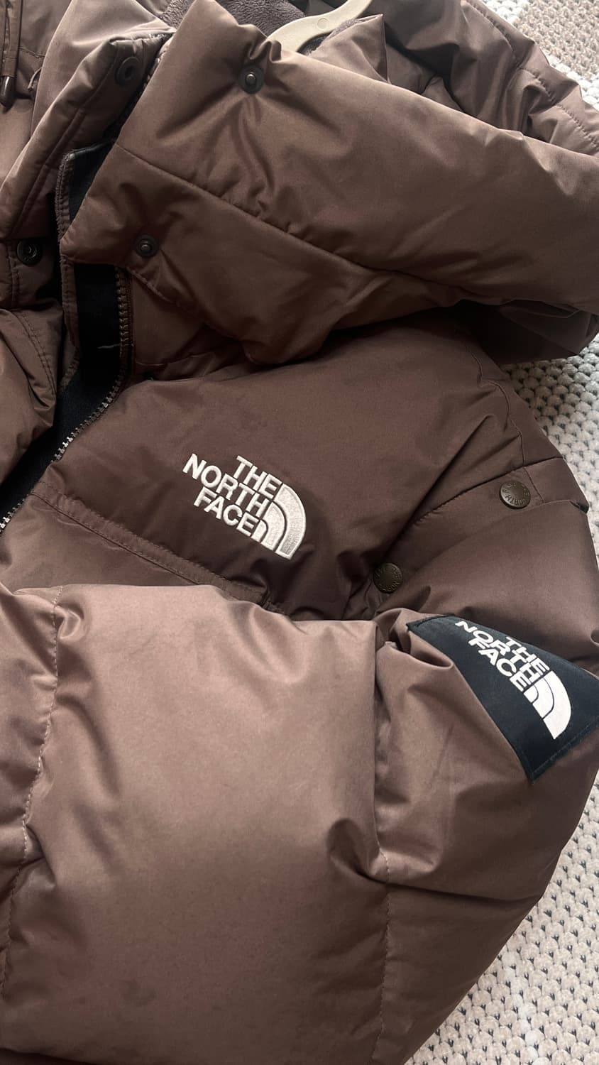 (W) 노스페이스 노벨티 눕시 디테쳐블 RDS 다운 자켓 브라운 상품이미지2