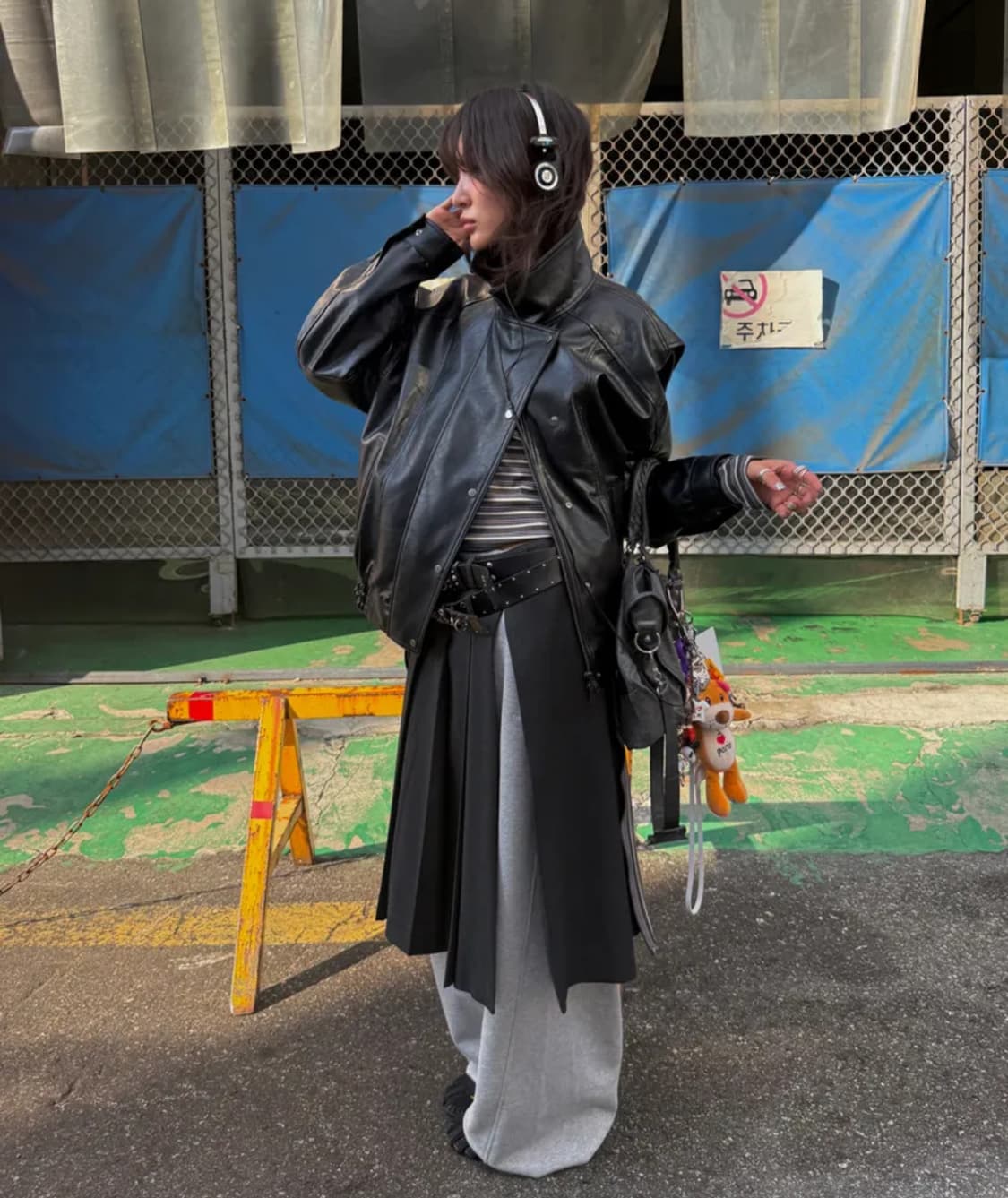 sandric 샌드릭 25fw 사이드 버튼 레더 자켓 F 상품이미지7