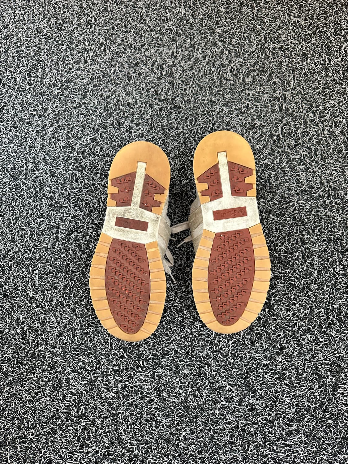 로로피아나 스니커즈 아이보리 38사이즈 상품이미지5