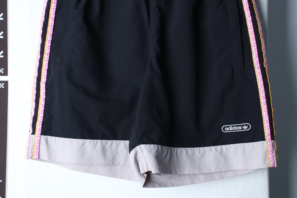 W(M-L) 아디다스 반바지 팬츠 우븐 블랙 삼선 유니크-P9843 상품이미지4
