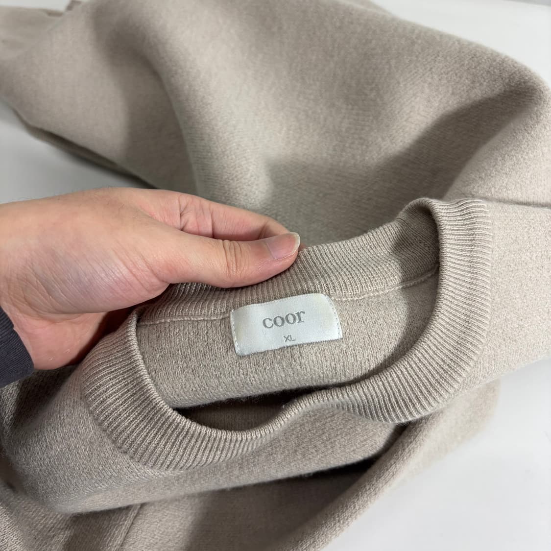95-100 COOR 쿠어 오트밀 울 라운드 니트 상품이미지3