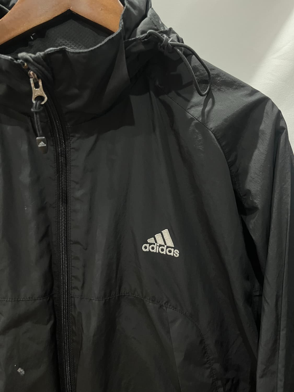 아디다스 윈드브레이커 블랙 105 상품이미지2