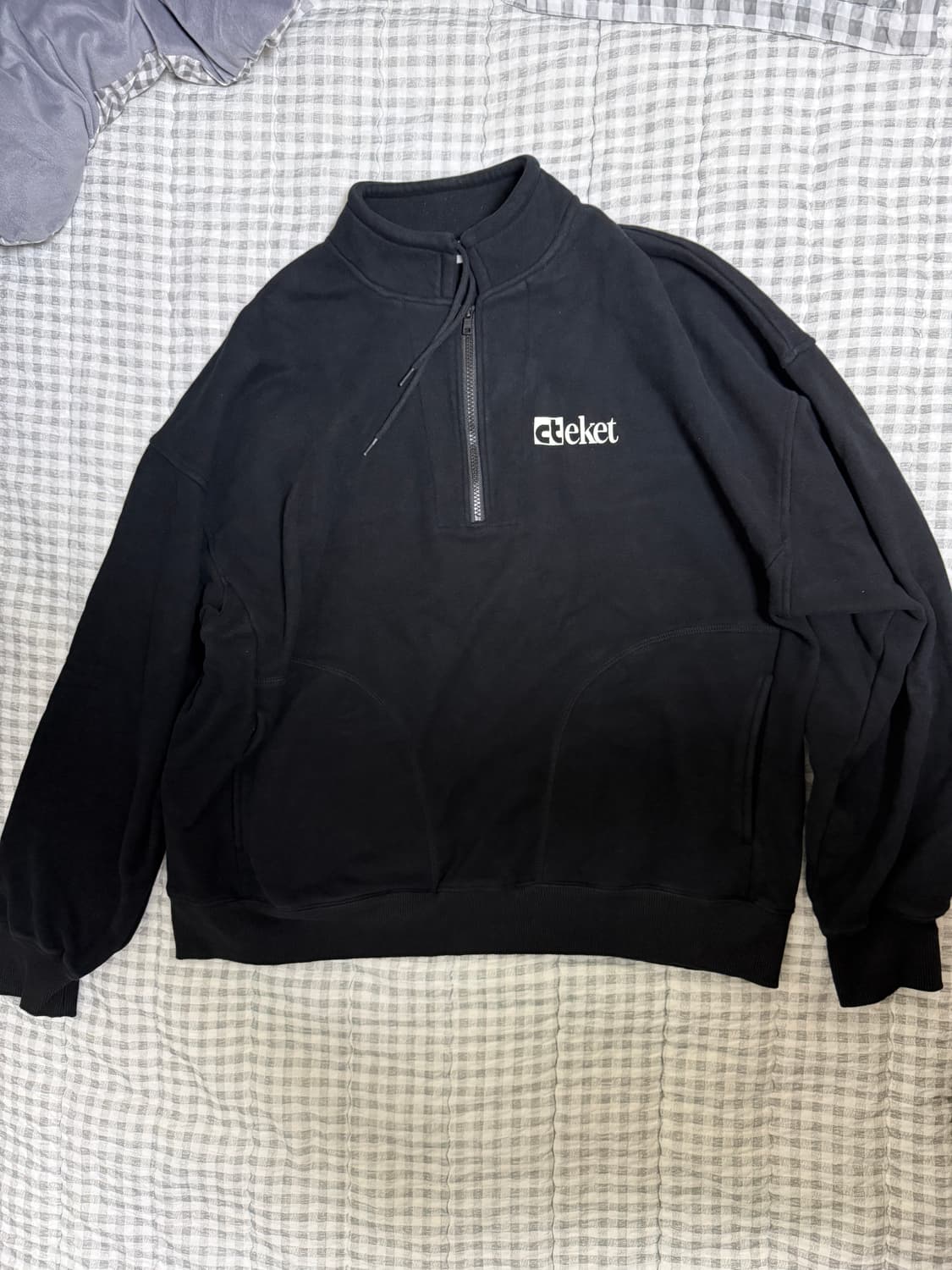 테켓 반집업 맨투맨 상품이미지1