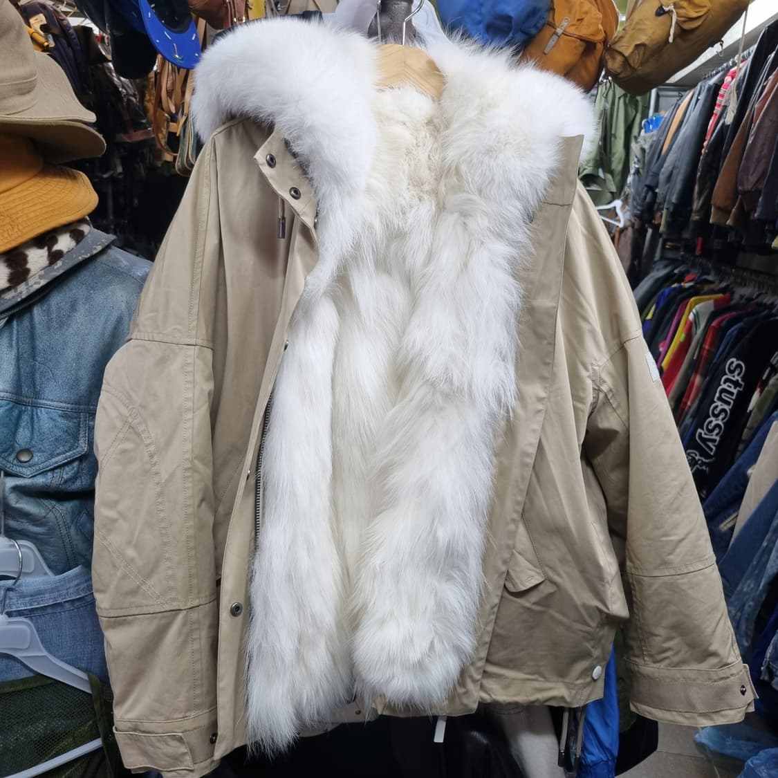 이브살로몬 폭스퍼 바람막이 자켓 상품이미지3