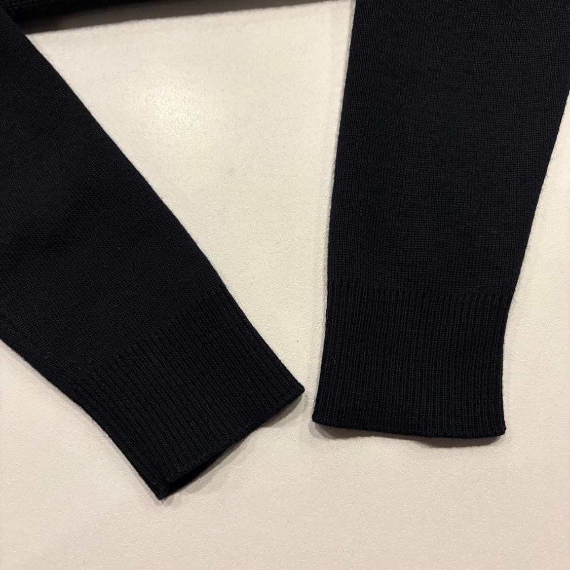 [38] 우영미 울 블랙 골지 니트 스웨터 B339 상품이미지7