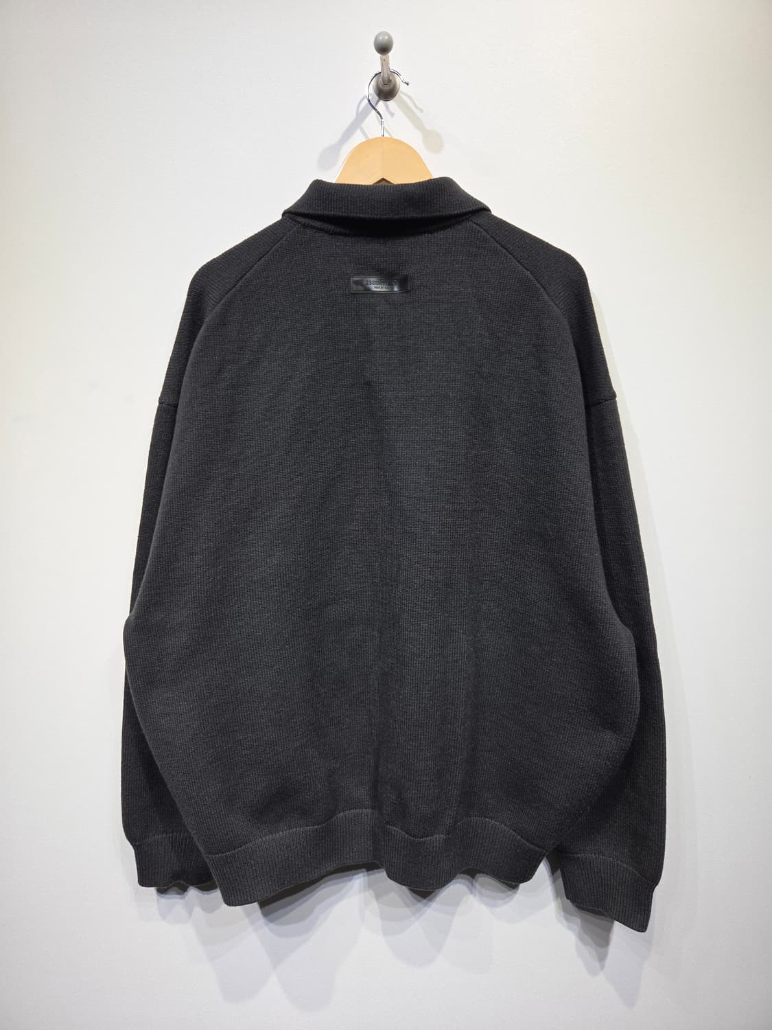 에센셜 피어오브갓 1977 니트 폴로 차콜 상품이미지6