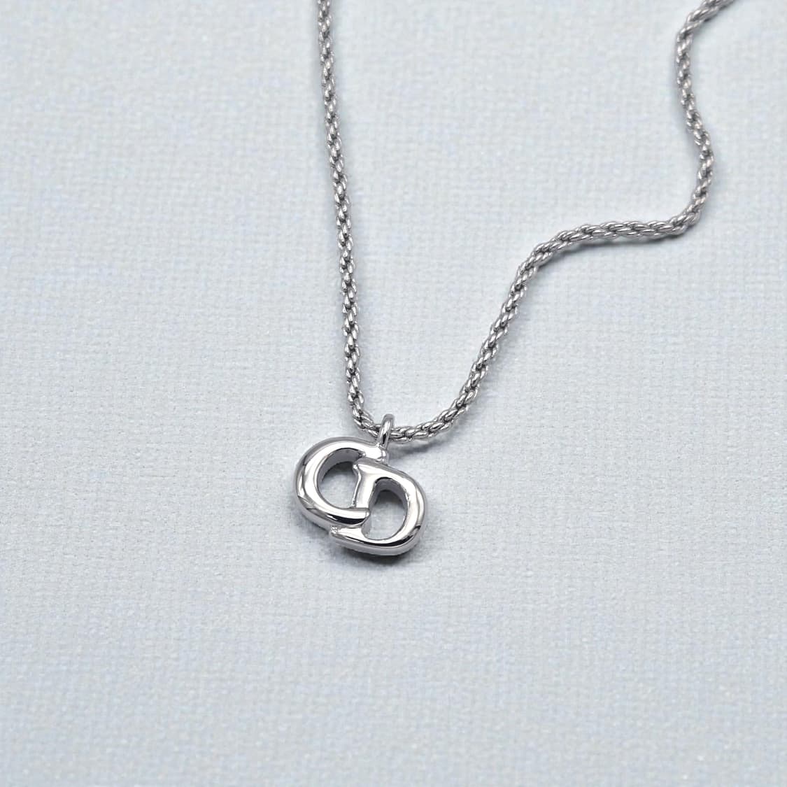 디올 스몰 CD 로고 목걸이 상품이미지1