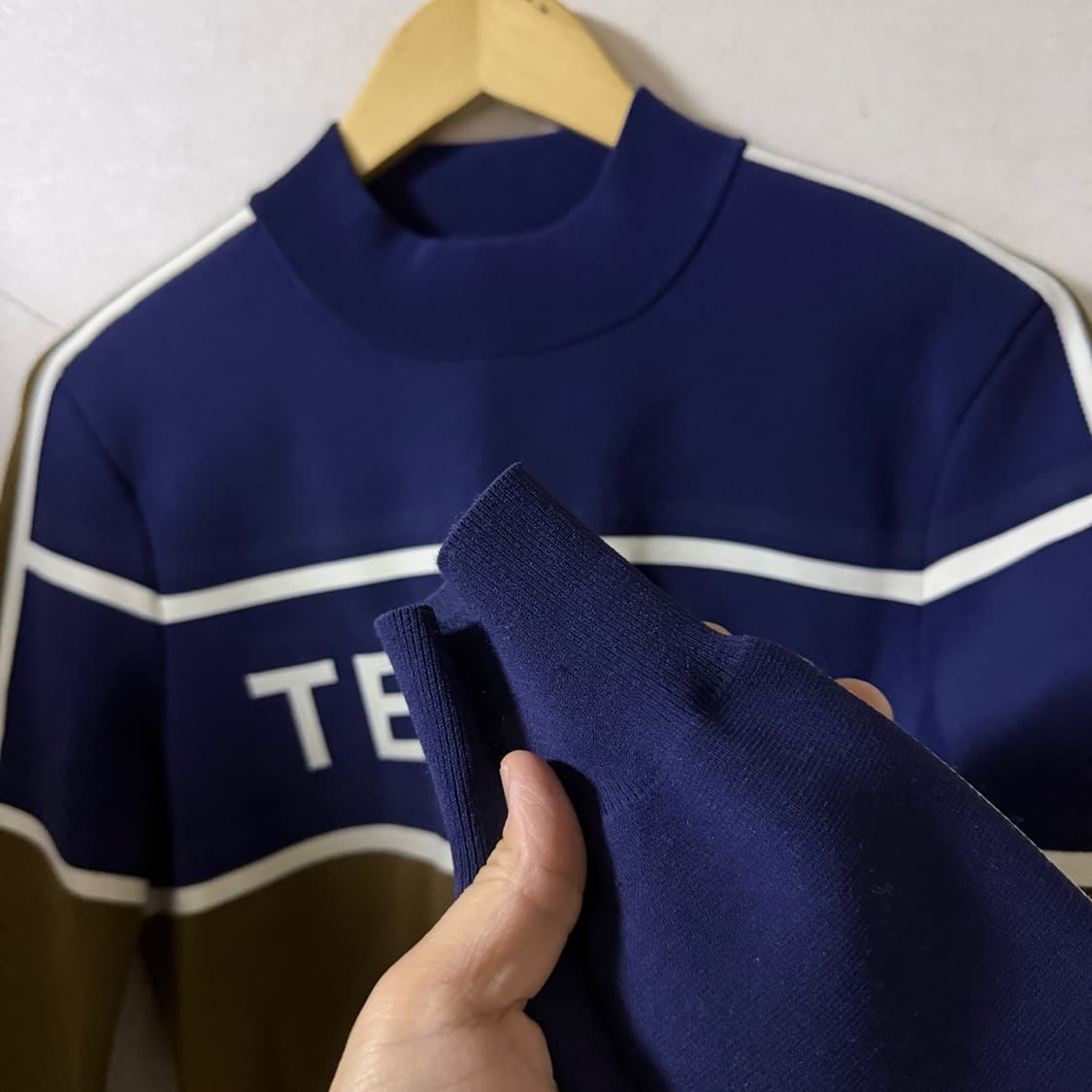 토리버치 테니스 크롭 긴팔 니트 티셔츠 S (55정도) 상품이미지7