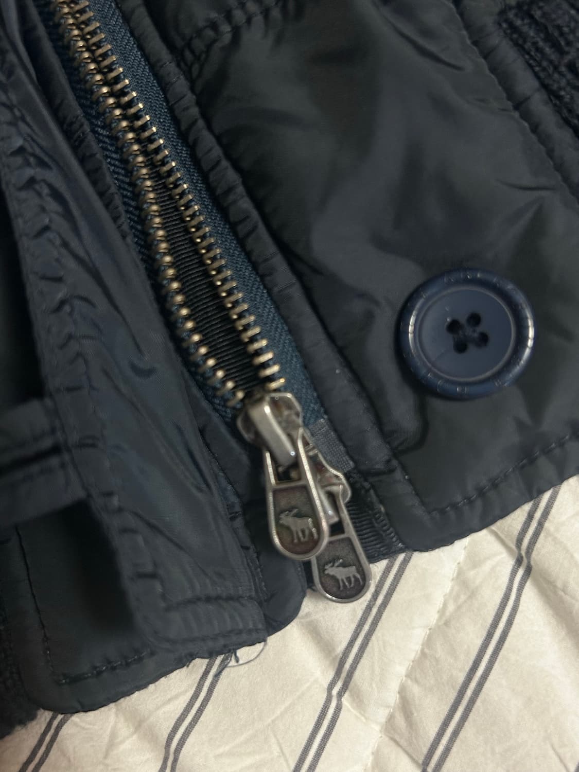 아베크롬비 숏 패딩 상품이미지4