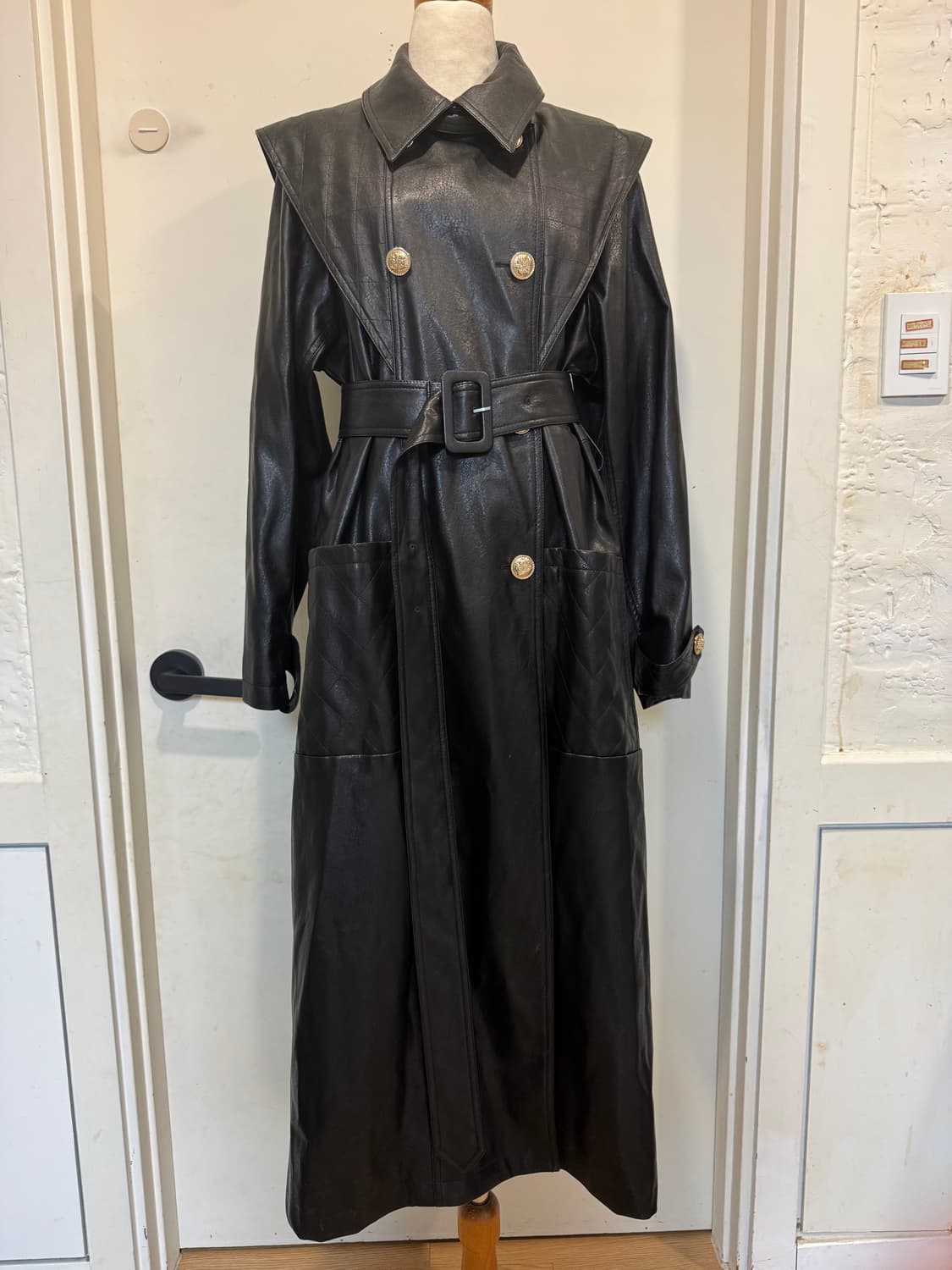 줄로그 레더 맥시 코트 상품이미지2