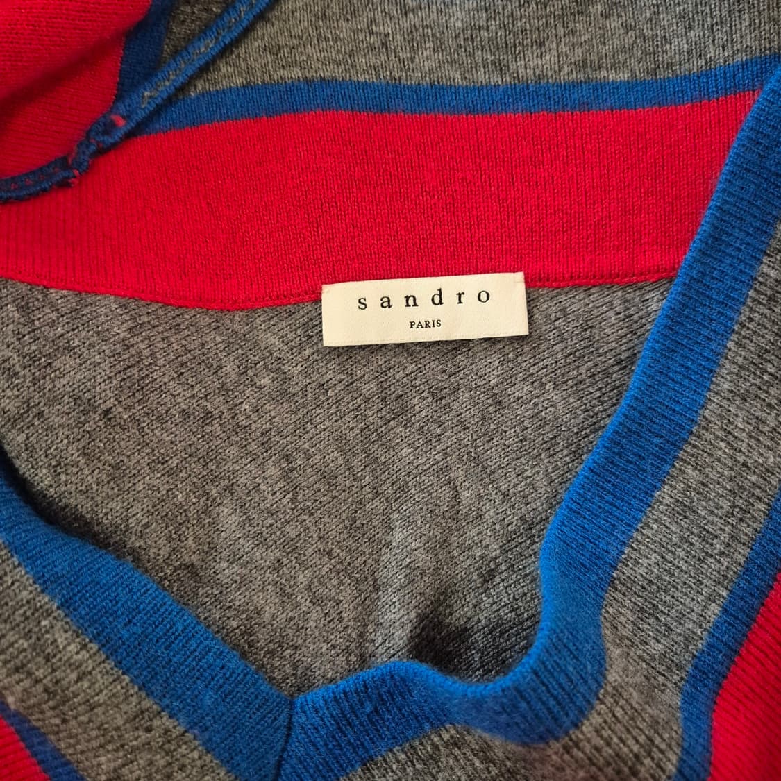 산드로 브이넥 니트 상품이미지2