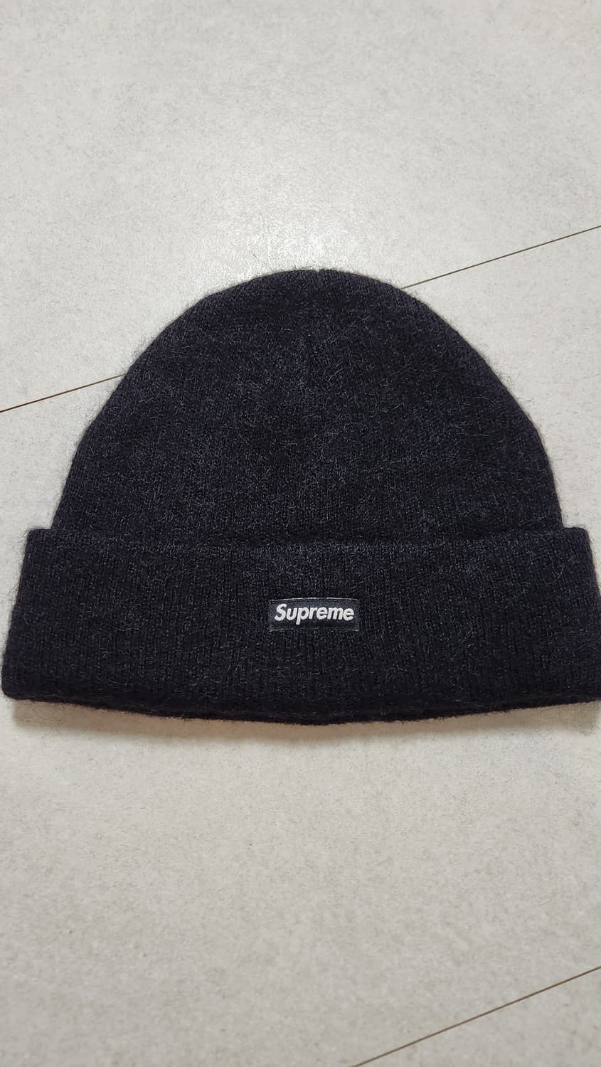 슈프림 모헤어 비니 23fw 상품이미지1