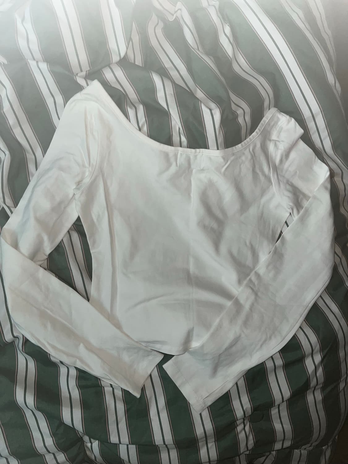 Pleasenofollow 플노팔 베일린 벨벳 허트 탑 화이트 상품이미지4