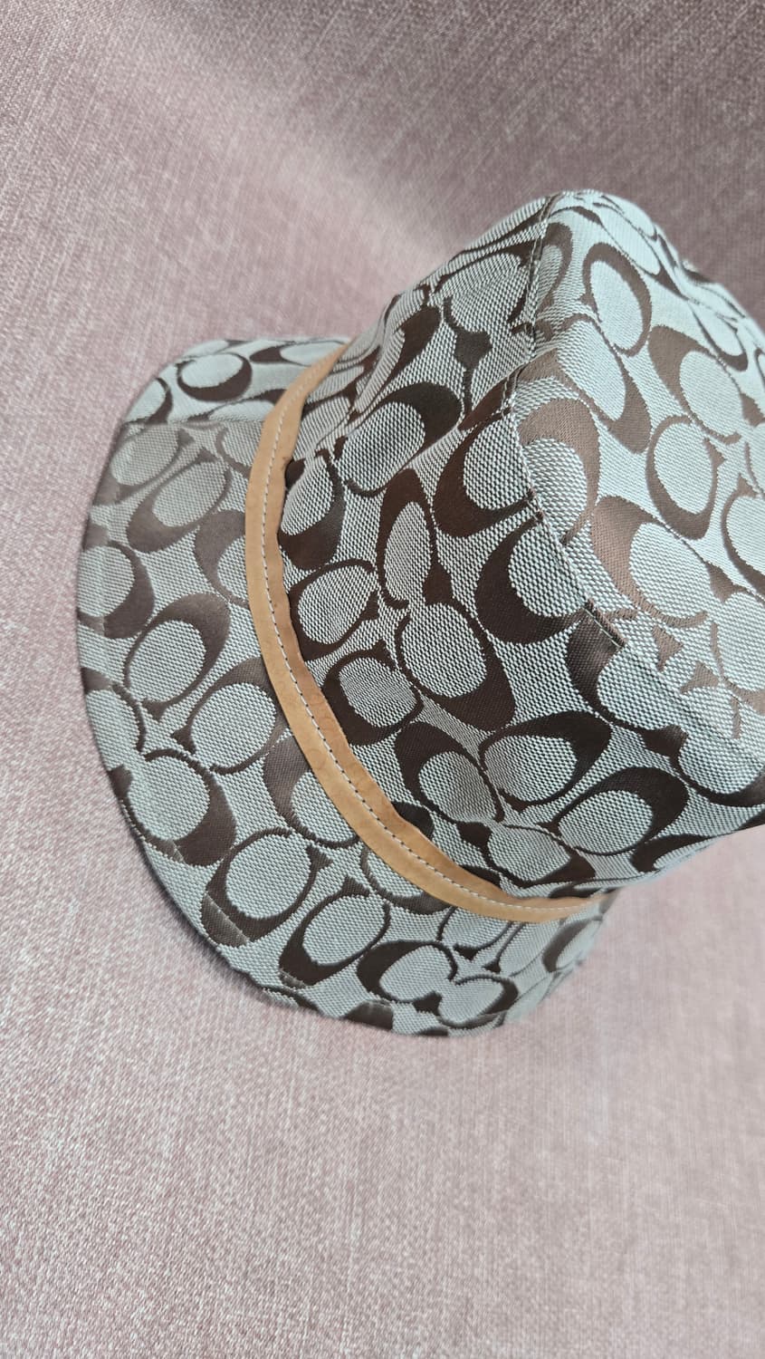 COACH 코치 스몰싸이즈 시그니처페브릭 버킷햇   상품이미지3