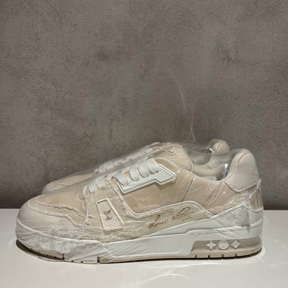 루이비통 모노그램 데님 트레이너 상품이미지2