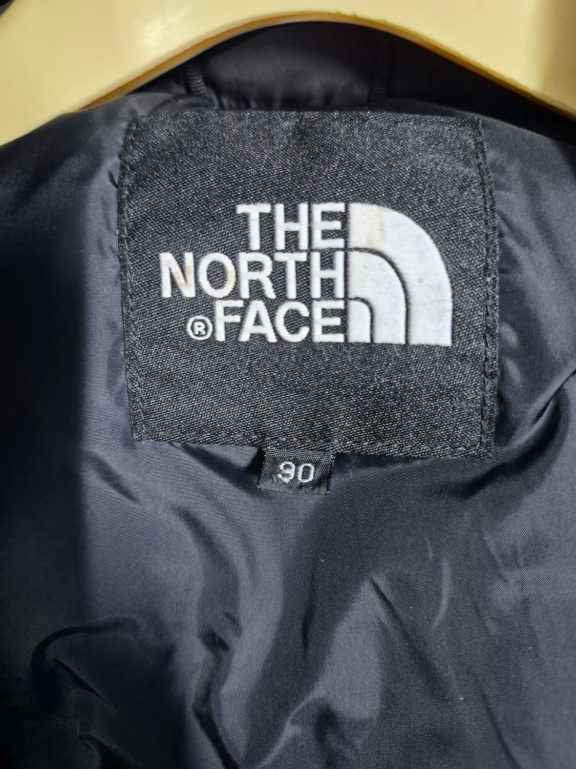 노스페이스 눕시 700 패딩 블랙/네이비 90 상품이미지3