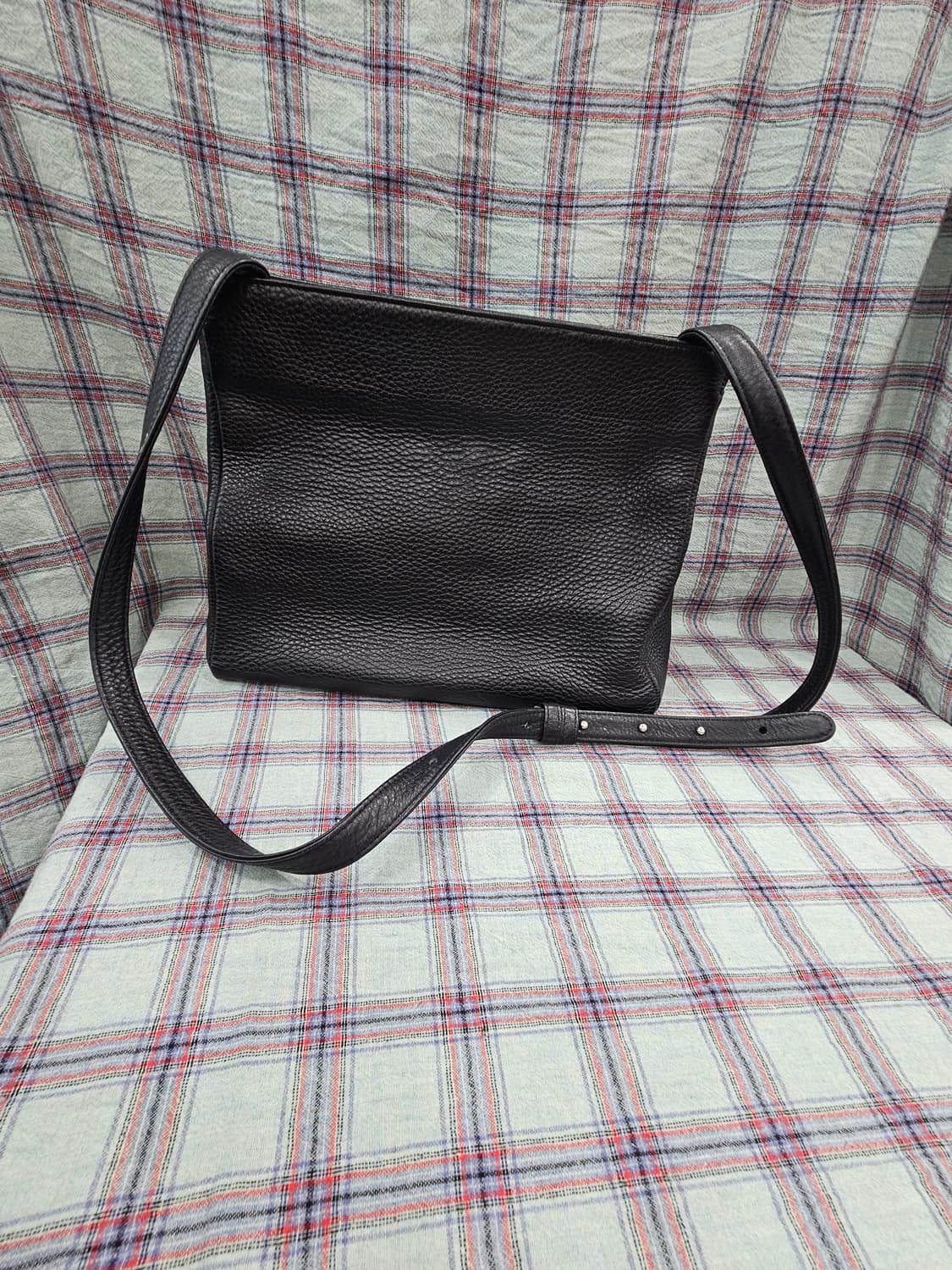 호재(HOZE) 블랙 가죽 숄더백  상품이미지7