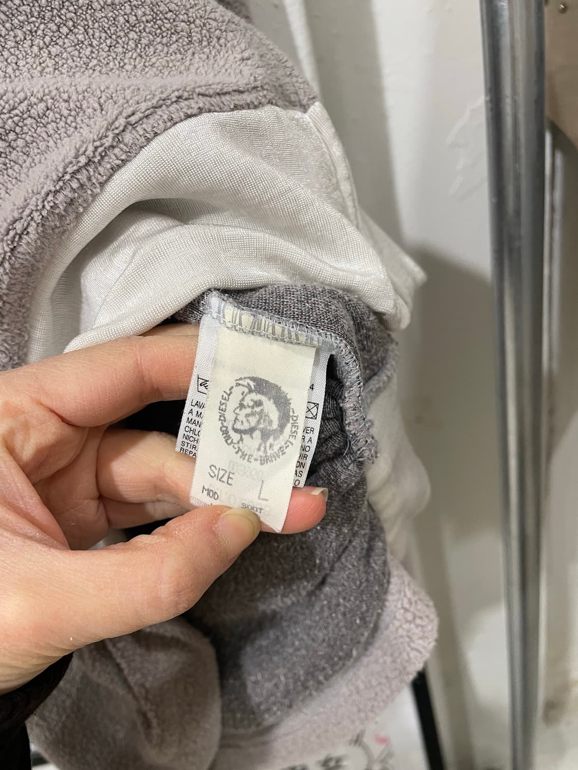 디젤 셔링 배색 후드집업 상품이미지10