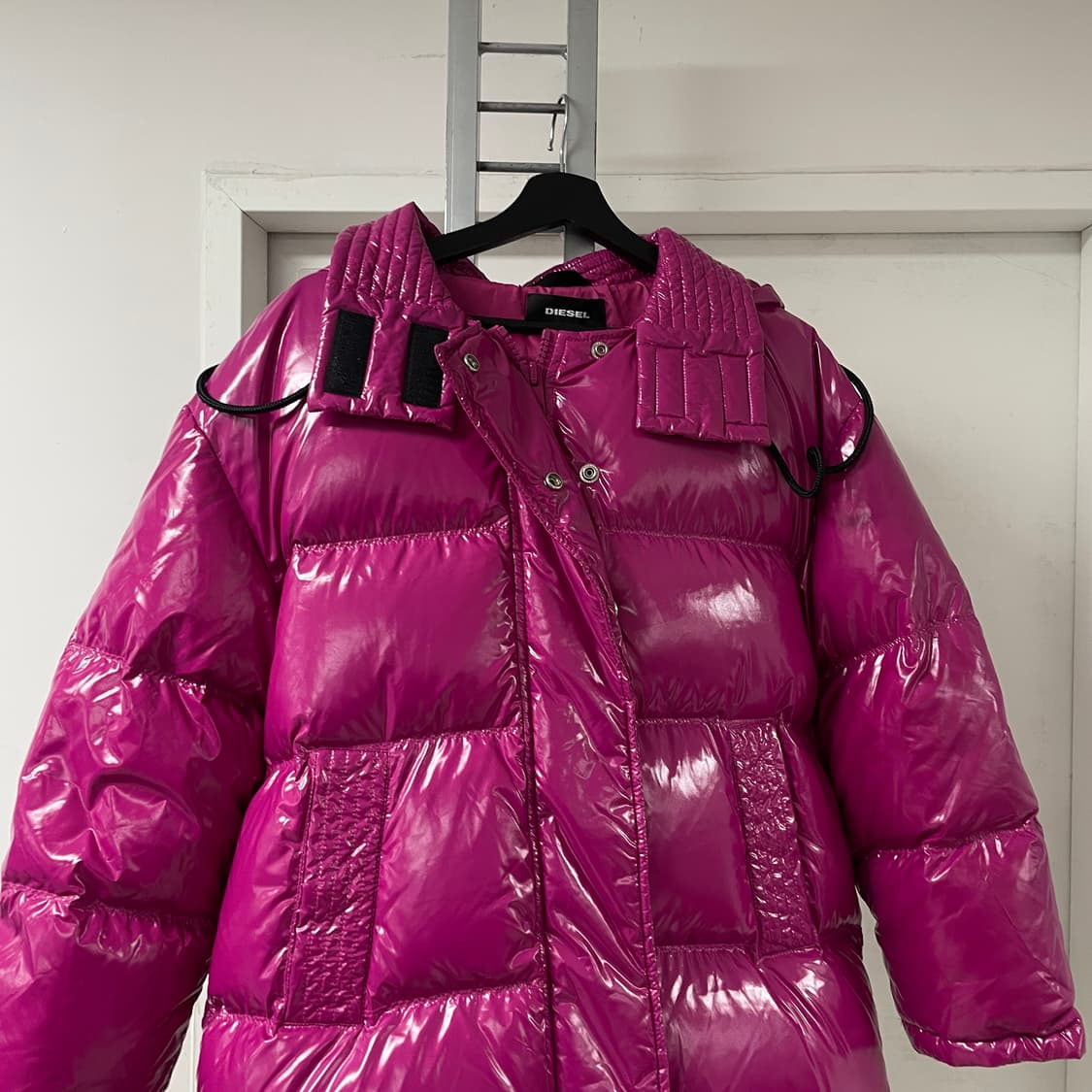 디젤 유광 핑크 패딩 XXS(W) 상품이미지2