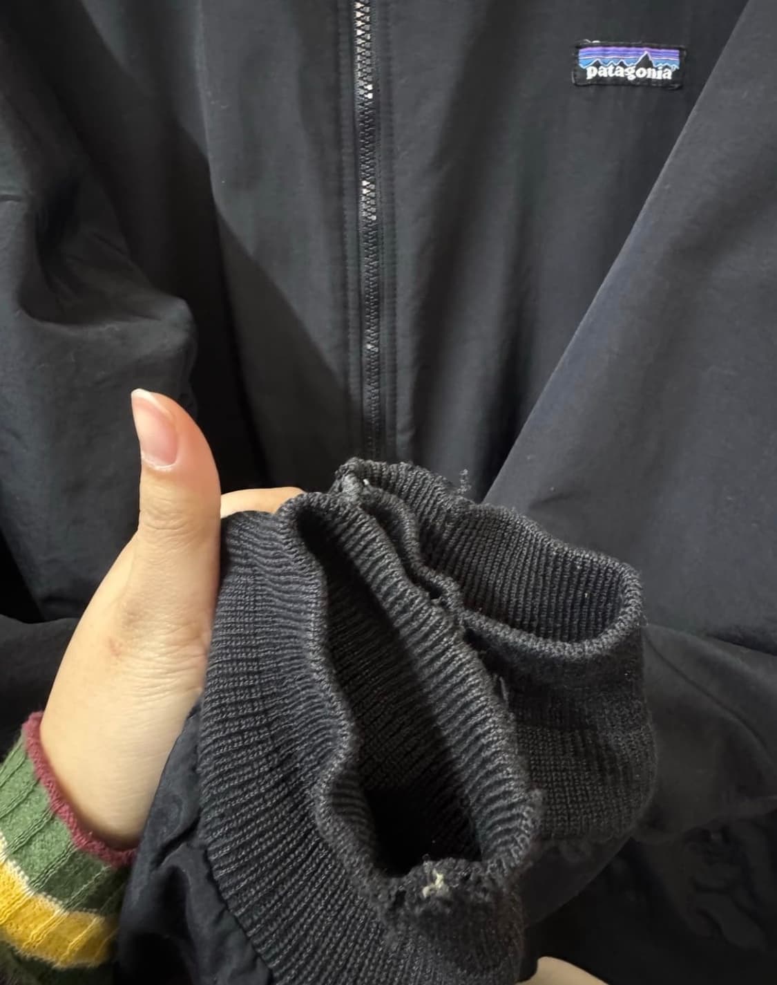 파타고니아 쉘드 신칠라 블랙 L 상품이미지5