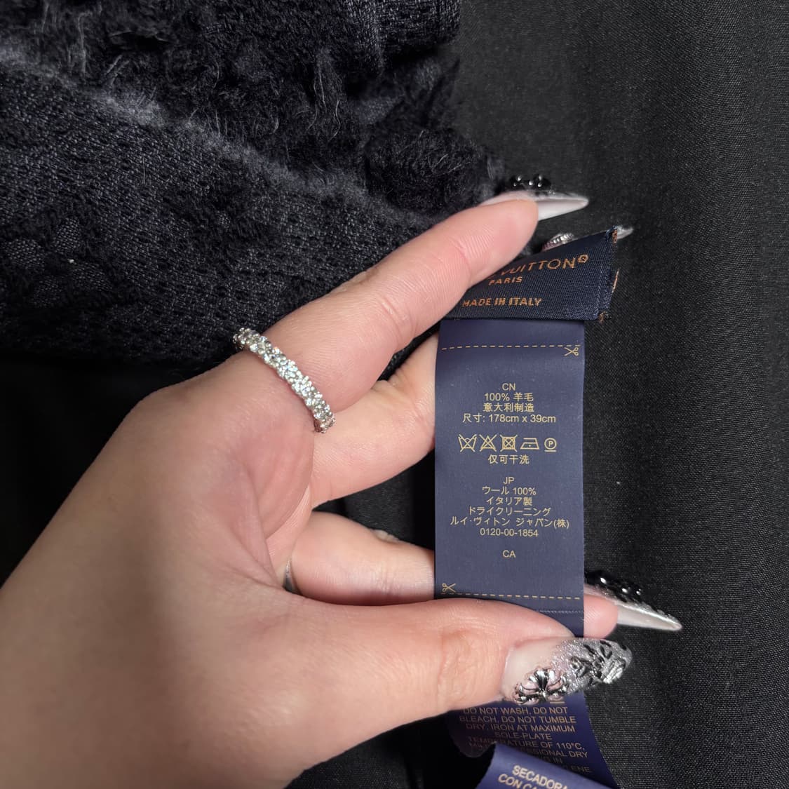 루이비통 모노그램 클래식 머플러 상품이미지5