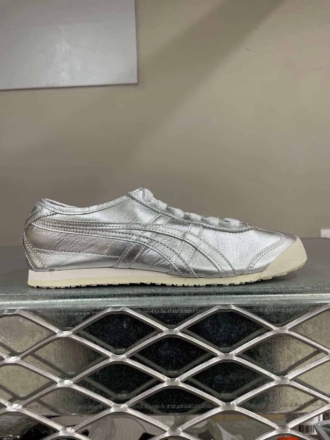 오니츠카 타이거 멕시코 66 SD 실버 235 상품이미지4