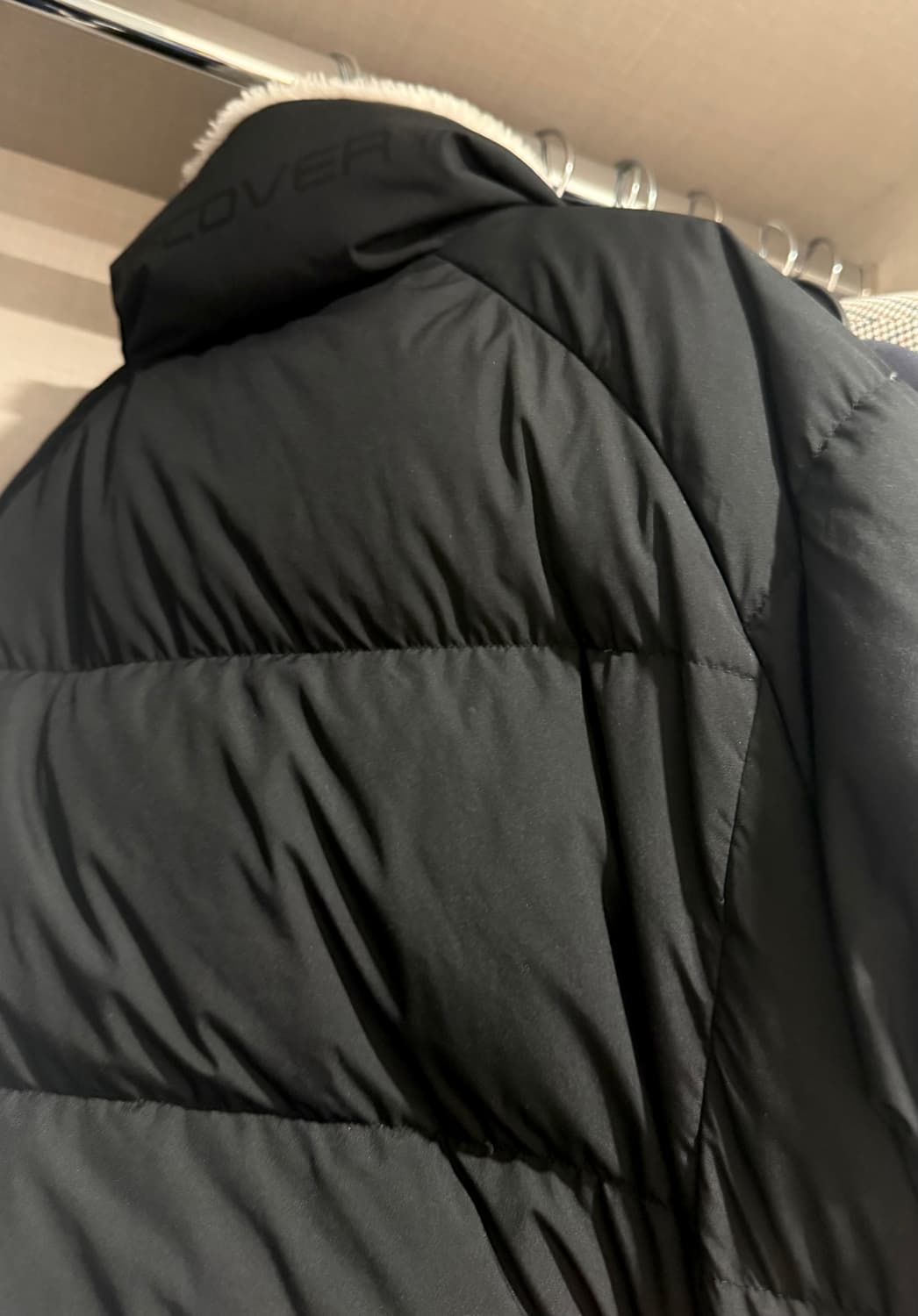 디스커버리 크롭 숏패딩 상품이미지2