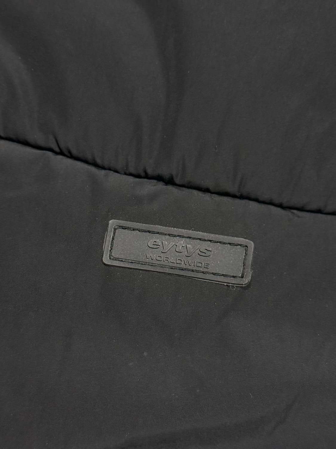 Eytys 이티스 레이저 레더 슬리브 패딩 상품이미지5