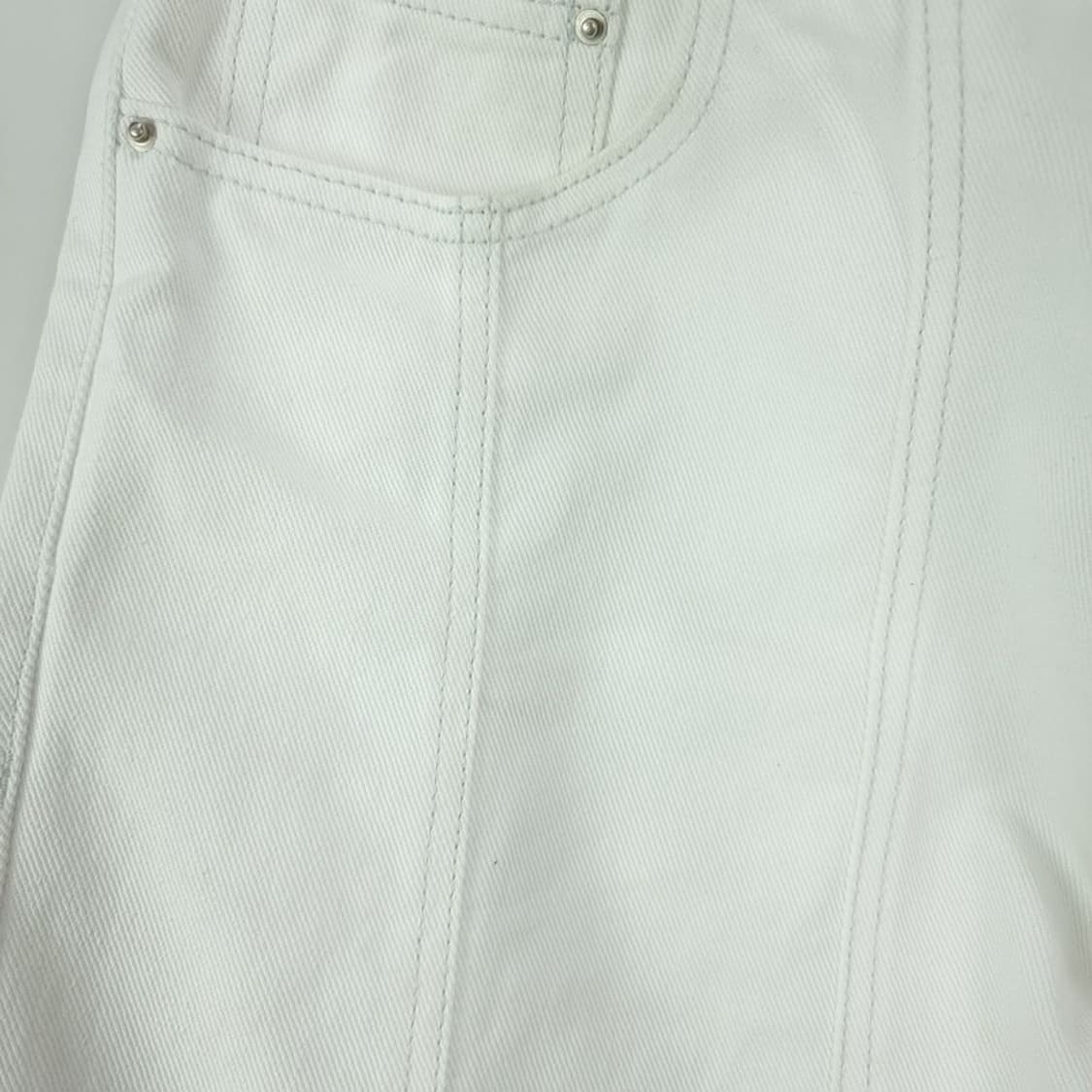 [메종미네드] 헴 버튼 유틸리티 와이드 카고 팬츠 화이트 M20149 상품이미지4