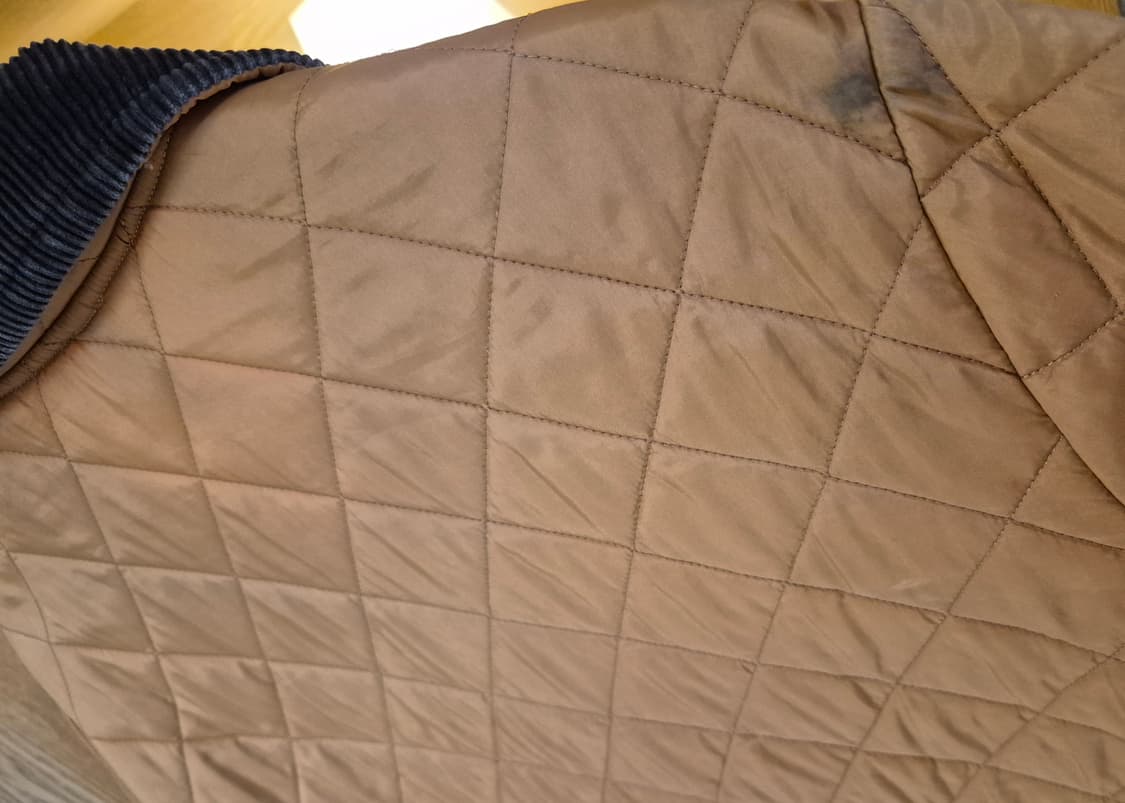 Barbour
Quilted Jacket
LIDDESDALE (L)
 상품이미지9